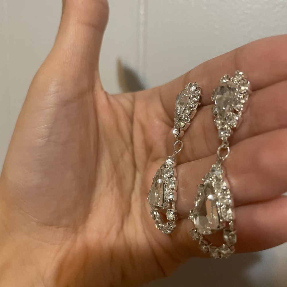 Silver earrings - Picture 2 of 2